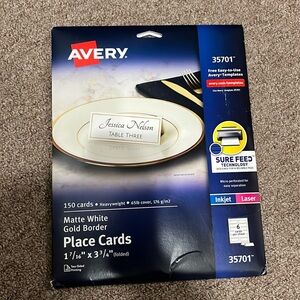 Avery Gold Border Cards
